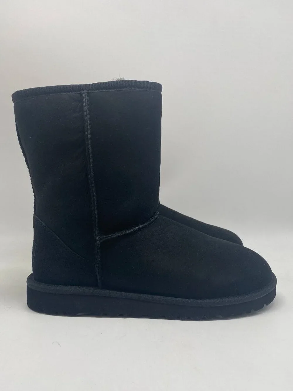 UGG KIDS CLASSIC BOOTS BLACK US BIG KIDS VARIOUS SIZE